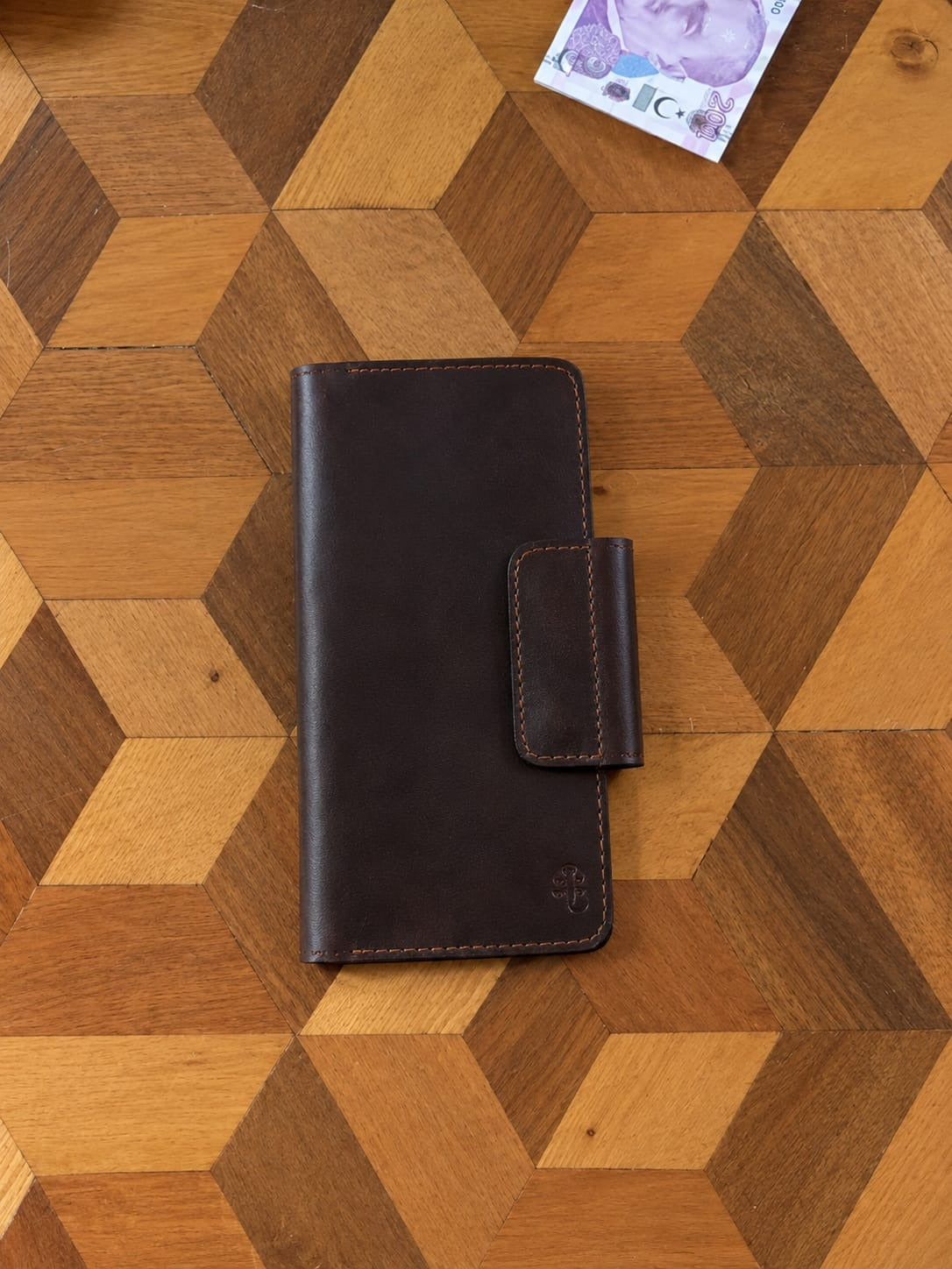 Classic Men’s Wallet