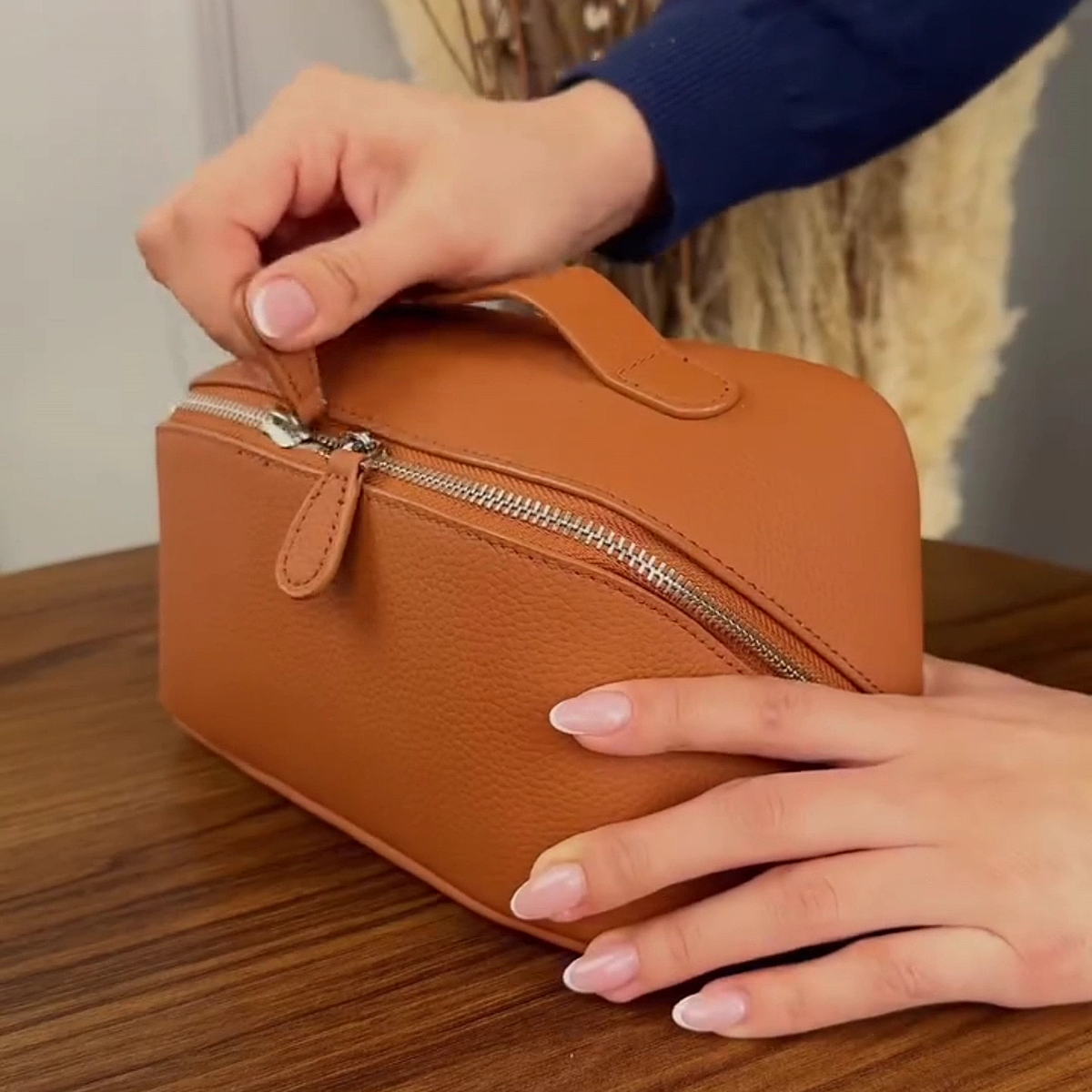 Leather cosmetic bags